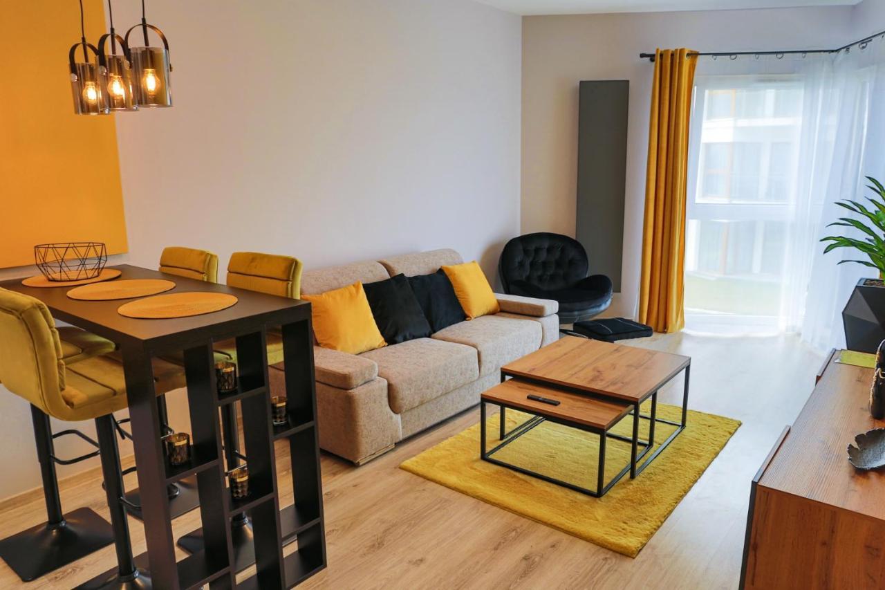 Apartament Elegance Yellow W Let'S Sea Basen&Spa Gąski Exteriér fotografie